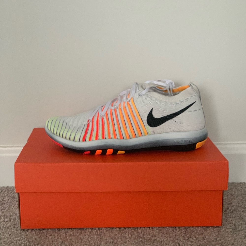 Brand New WM Nike Free Transform Flyknit